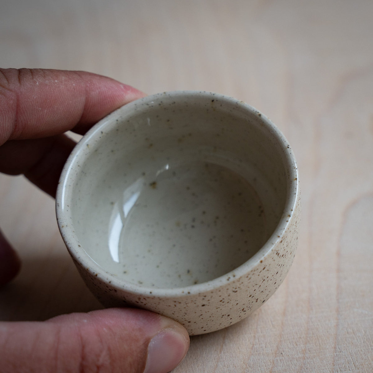 KUMO Espresso Tasse mit Spots - Mura Mura Ceramics