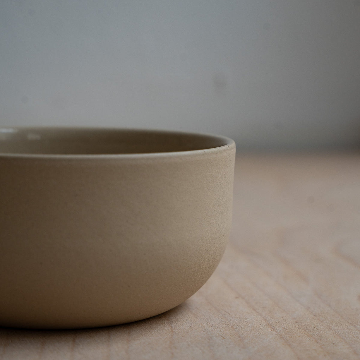 KUMO Cappuccino Tasse beige - Mura Mura Ceramics