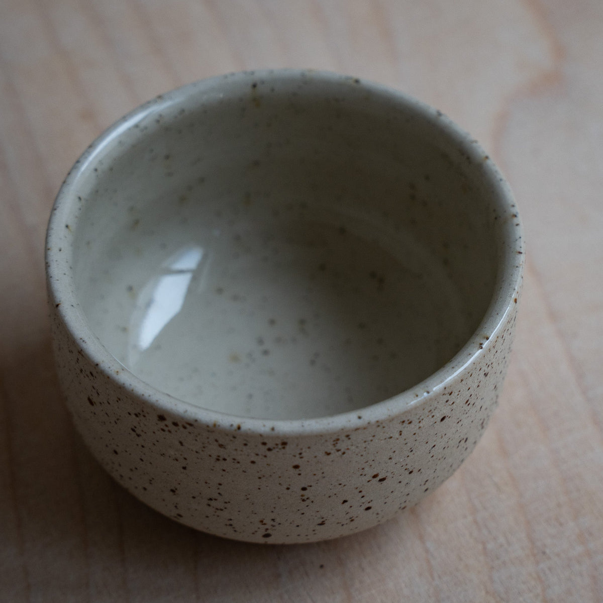 KUMO Espresso Tasse mit Spots - Mura Mura Ceramics